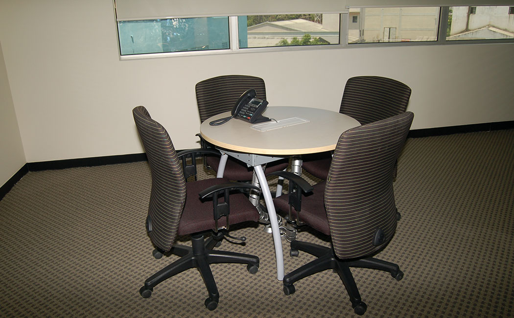   Best corporate office    loose furniture   supplying and contracting    companies hsr layout Bangalore